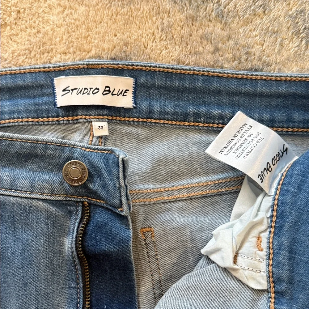 Denim Ripped Skinny Jeans in Blue - Picture 2 of 2